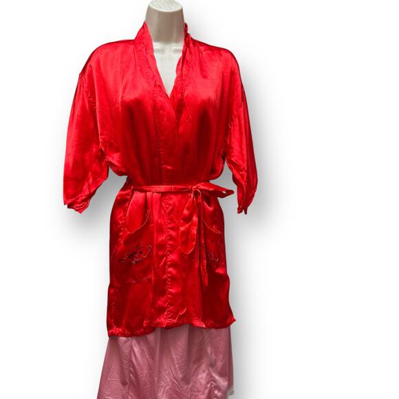 Vintage Red Satin Dragon Robe Short Kimono Aloha Hawaii Embroidered Rayon S - Picture 2 of 13